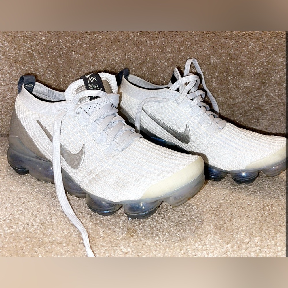 Nike AIR VaporMaxes